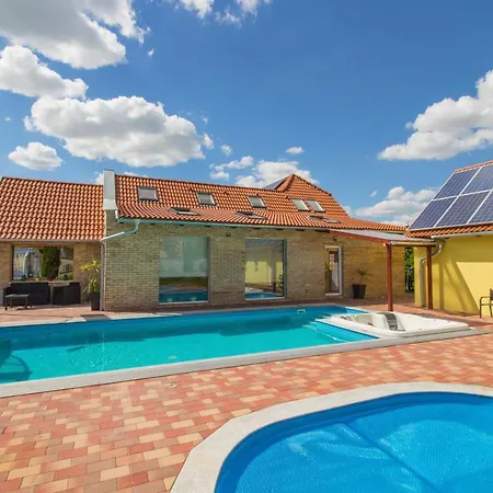Casa rural Ponty-lak Panzió