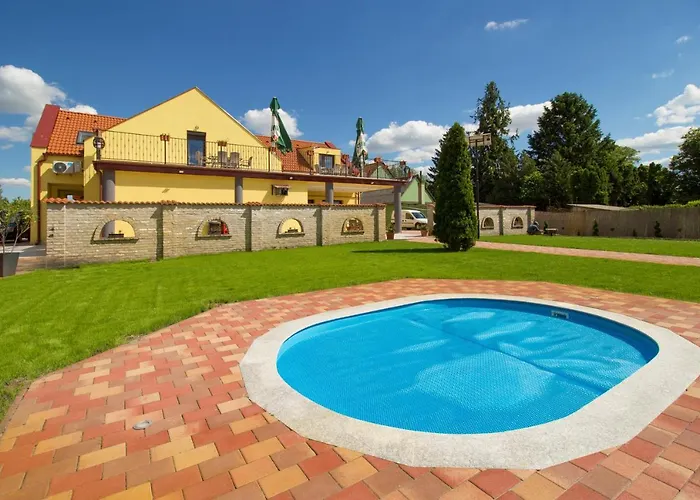Ponty-lak Panzio *